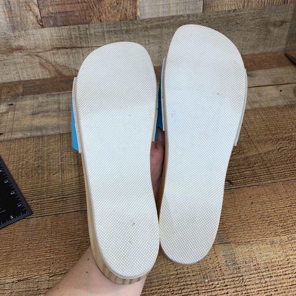Hanna Andersson Blue Laser Cutout Slides Wood Sandals Womens 39 Slip On - Picture 15 of 16